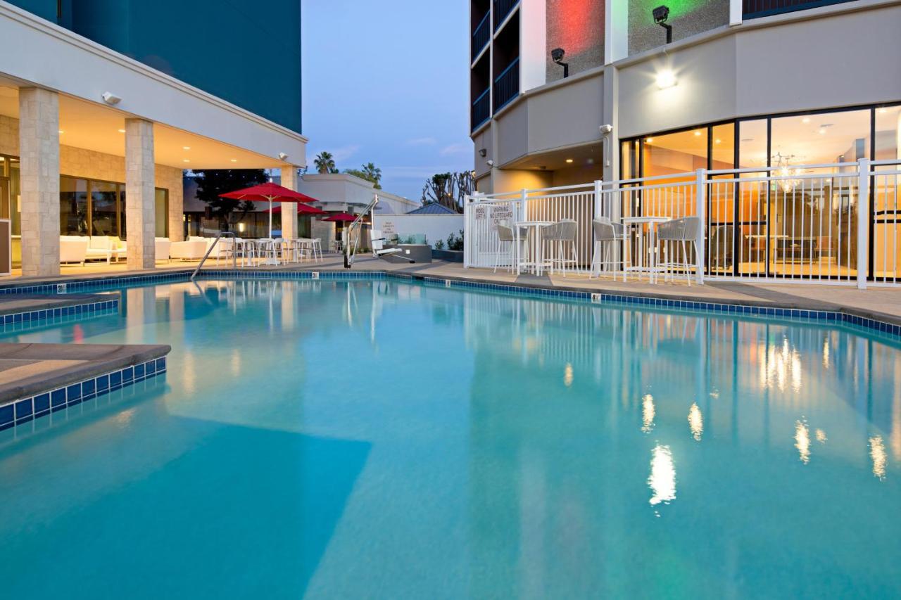 Staybridge Suites - Long Beach Airport, An Ihg Hotel מראה חיצוני תמונה